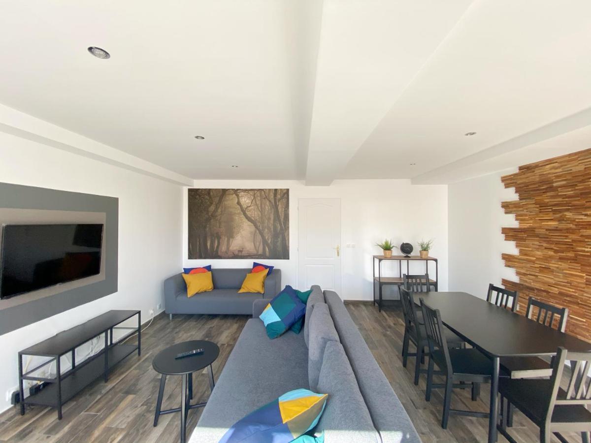 22 Chic & Cosy Grand Appart 92M2 Parking Gratuit Hypercentre Netflix Saint-Etienne  Kültér fotó