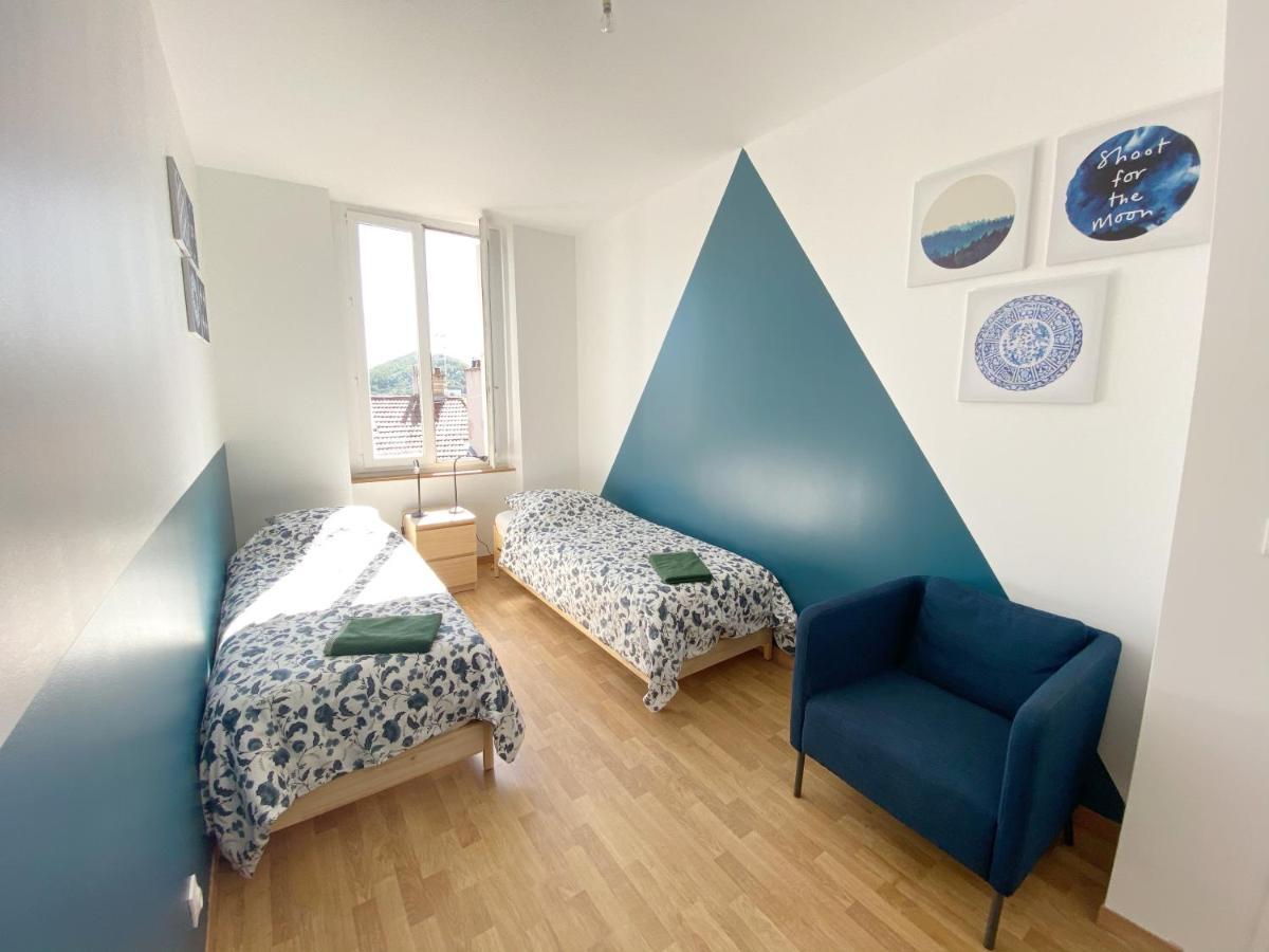 22 Chic & Cosy Grand Appart 92M2 Parking Gratuit Hypercentre Netflix Saint-Etienne  Kültér fotó