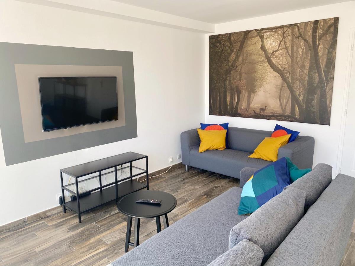 22 Chic & Cosy Grand Appart 92M2 Parking Gratuit Hypercentre Netflix Saint-Etienne  Kültér fotó