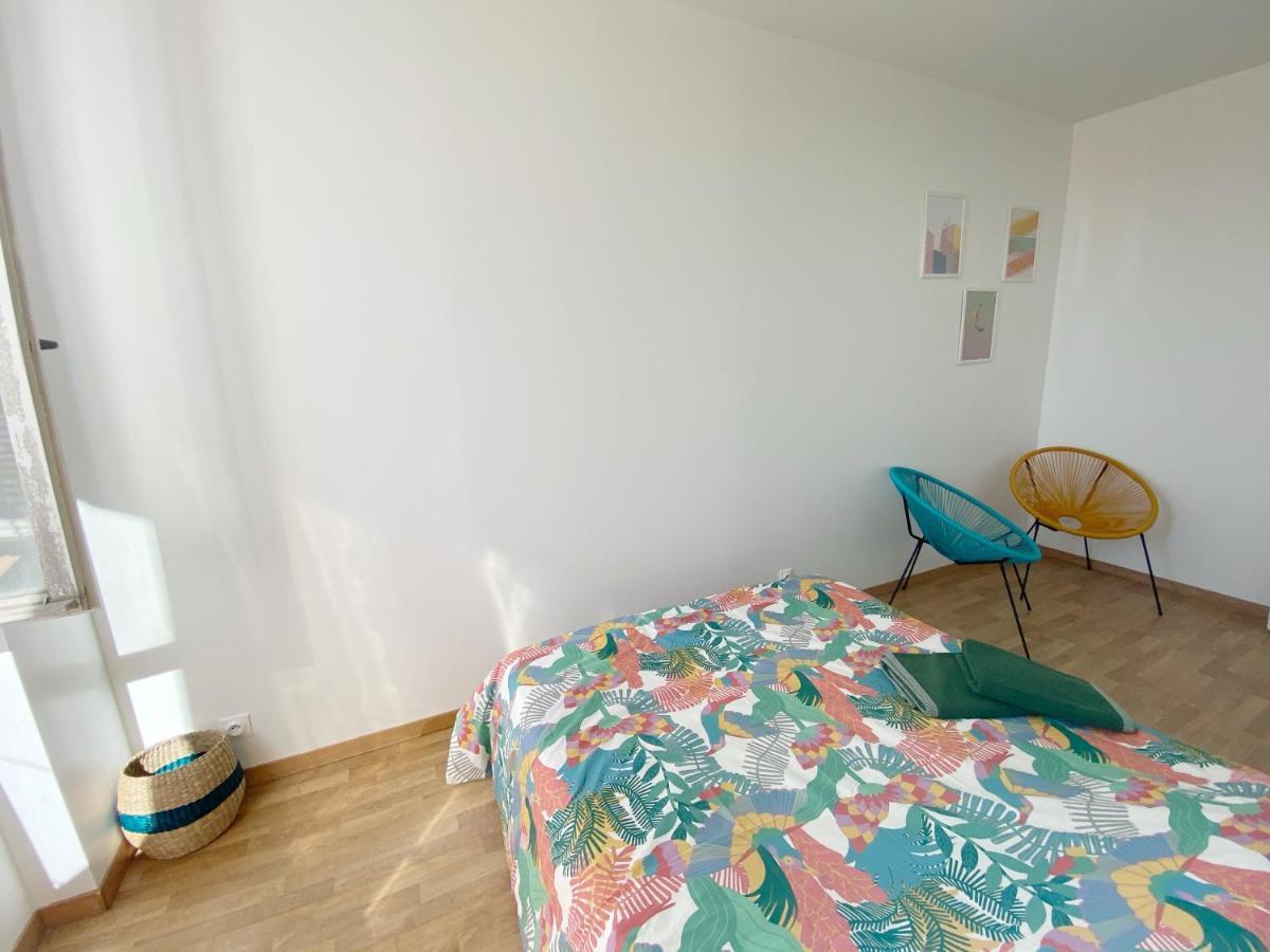 22 Chic & Cosy Grand Appart 92M2 Parking Gratuit Hypercentre Netflix Saint-Etienne  Kültér fotó
