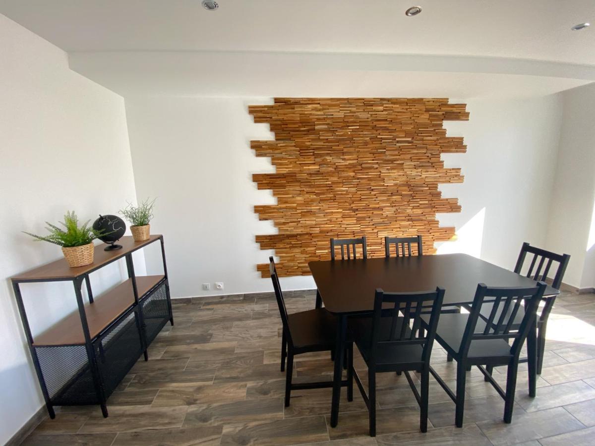 22 Chic & Cosy Grand Appart 92M2 Parking Gratuit Hypercentre Netflix Saint-Etienne  Kültér fotó