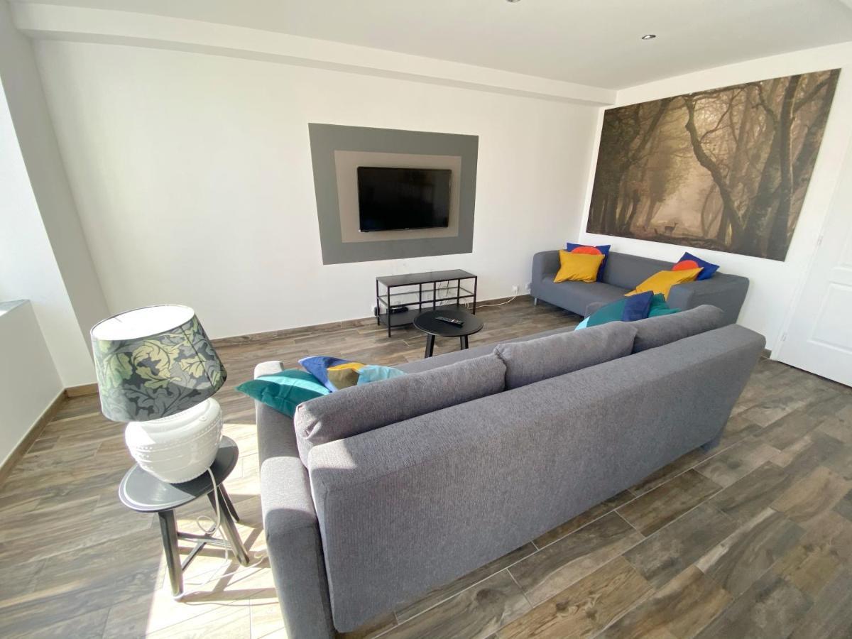 22 Chic & Cosy Grand Appart 92M2 Parking Gratuit Hypercentre Netflix Saint-Etienne  Kültér fotó
