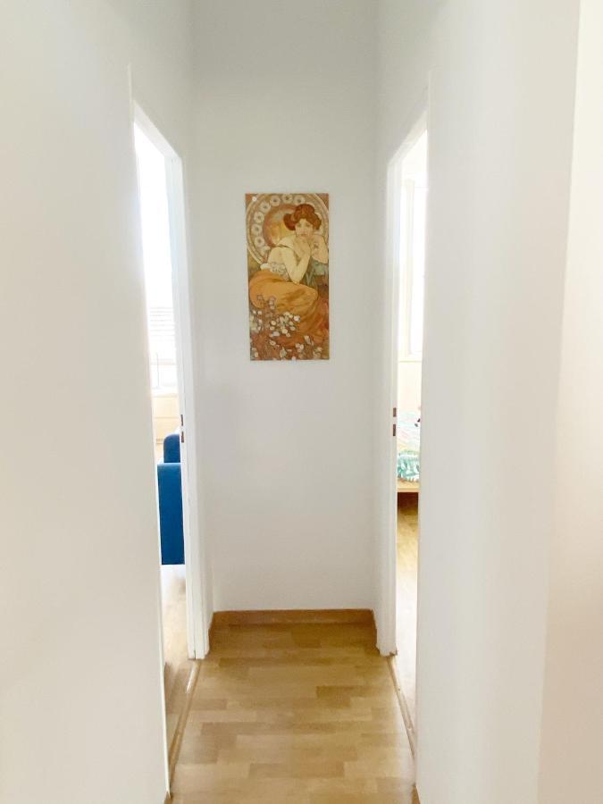22 Chic & Cosy Grand Appart 92M2 Parking Gratuit Hypercentre Netflix Saint-Etienne  Kültér fotó